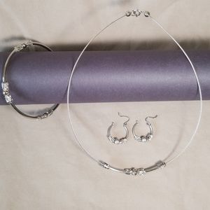 Vintage Silvertone Jewelry Set